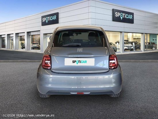 Fiat 500   3+1 320km 85kW (118CV)+Style+Co Monotrim - Badajoz