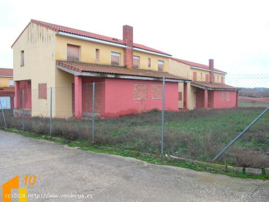 Casas pareadas en Cojobar. - BURGOS