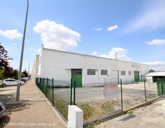  VENTA!! SE VENDE NAVE INDUSTRIAL CON TERRENO EDIFICABLE EN TAFALLA EN CARRETERA ARTAJONA - NAVARRA 