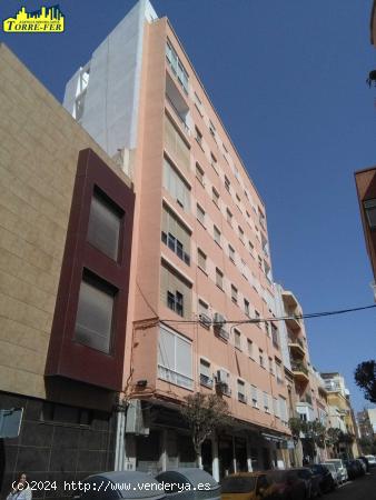  VIVIENDA DE 3 DORMITORIOS PROXIMA A PUERTA PURCHENA - ALMERIA 