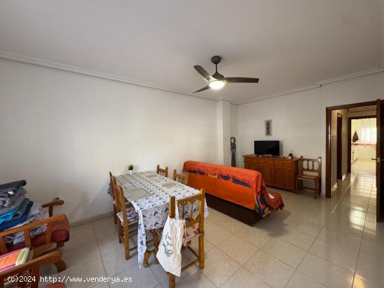 APARTAMENTO EN SAN PEDRO DEL PINATAR. 3 DORM. 1 BAÑO. 80 M2. PLAYA A 250 METROS. - MURCIA