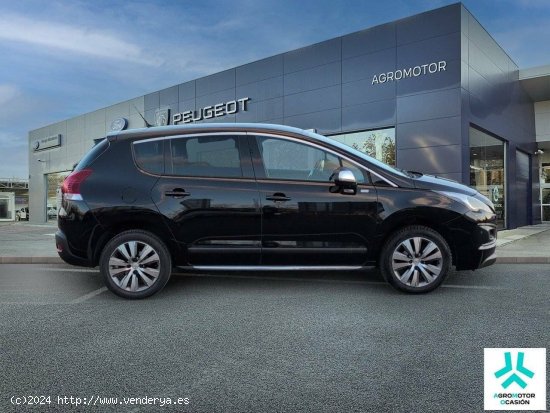 Peugeot 3008   1.6 BlueHDI 120 EAT6 Style - VITORIA