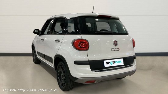 Fiat 500L   1.4 16v 70 kW (95 CV) S&S Connect - Madrid