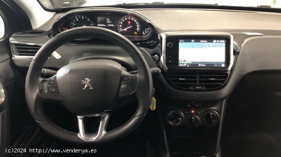 Peugeot 2008   BlueHDi 73KW (100CV) S&S Style - Madrid