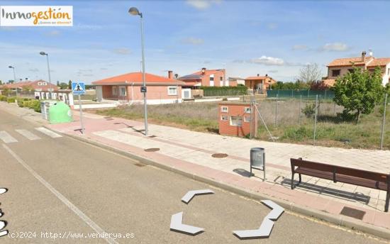 SOLAR EN VENTA EN ALDEAMAYOR DE SAN MARTIN - VALLADOLID