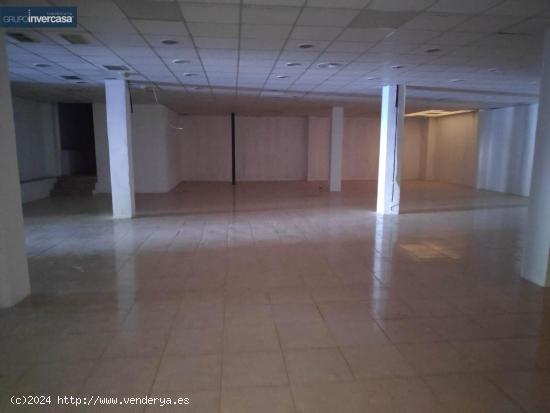 Local comercial de 513m2 construidos en zona Santa Cecilia de Quart de Poblet - VALENCIA