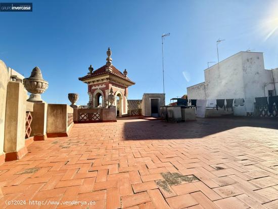 Piso con terraza en edificio histórico en zona Ayuntamiento de Quart de Poblet ( Valencia) - VALENC