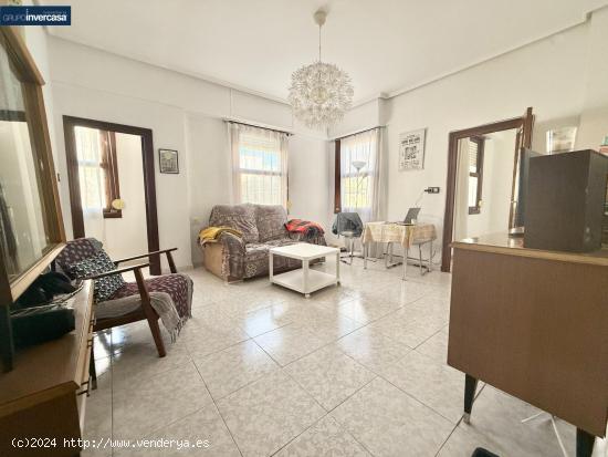 Piso con terraza en edificio histórico en zona Ayuntamiento de Quart de Poblet ( Valencia) - VALENC