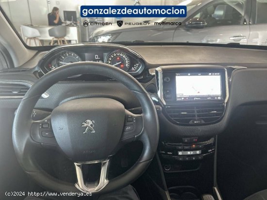 Peugeot 2008   1.2 PureTech 60KW (82CV) Style - Úbeda