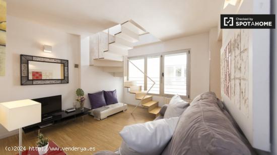 Moderno apartamento de 3 dormitorios en alquiler en Centro - MADRID