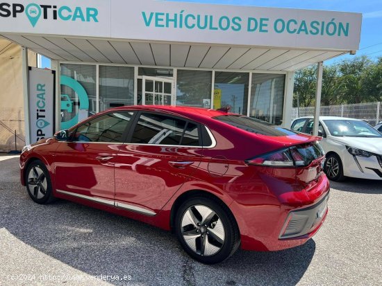 Hyundai IONIQ  1.6 GDI HEV  DCT Klass - Sevilla