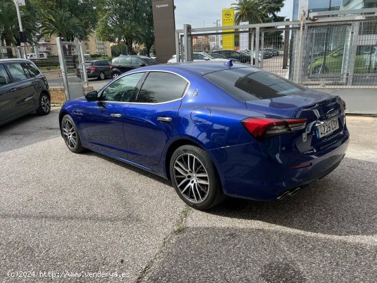 Maserati Ghibli   L4 330CV Hybrid-Gasolina RWD Executive - Sevilla