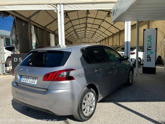 Peugeot 308  5p  PureTech 110 S&S 6 Vel. MAN Style - Sevilla