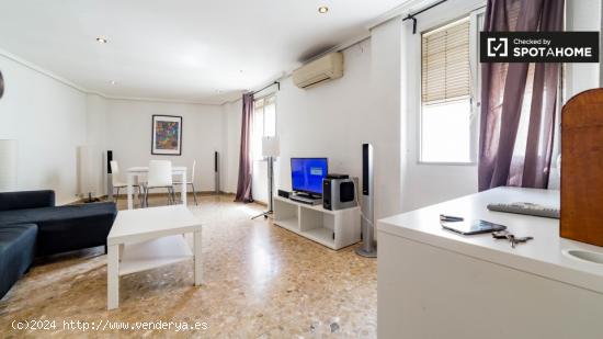 Elegante apartamento de 3 dormitorios en alquiler en Xirivella - VALENCIA