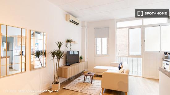 Apartamento luminoso y moderno a unos pasos de La Pedrera - BARCELONA