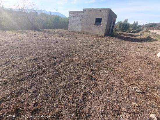  TERRENO CON CASA EN BENIARJO (VALENCIA) - VALENCIA 