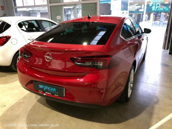 Opel Insignia   GS  1.5D DVH 90kW AT8 Business Elegance - Manresa