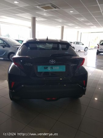 Toyota C-HR  1.8 125H Advance - Manresa