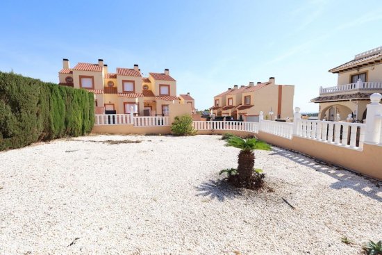 Chalet en venta en Orihuela (Alicante)