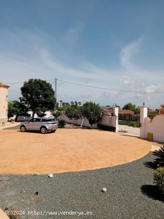 Villa en venta en Catral (Alicante)