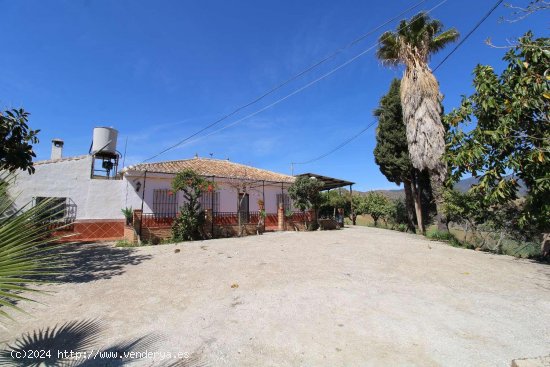 Finca en venta en Pizarra (Málaga)