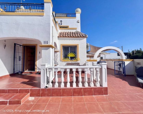 Villa en alquiler en Torrevieja (Alicante)