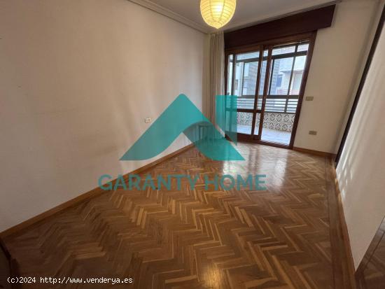 SE VENDE ¡AMPLIO PISO EN VENTA EN LA ZONA DE CÁNOVAS, CÁCERES! 🏡✨ - CACERES