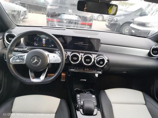 Mercedes Clase A 200 D AMG LINE + PAQ ADVANTAGE+ SMARTPHONE INT - Ponteareas