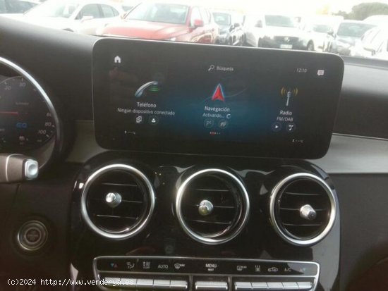 Mercedes Clase GLC 300 de 4 MATIC AMG LINE+PAQUETE VENTAJAS - Ponteareas