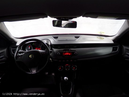 Alfa Romeo Giulietta Distinctive - Alicante