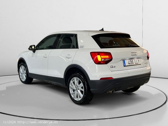 Audi Q2 30 TDI Advanced - 