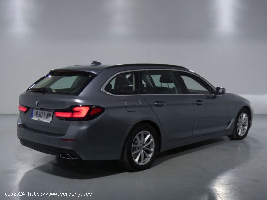 BMW Serie 5 520d - 