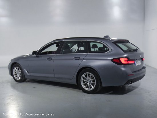 BMW Serie 5 520d - 