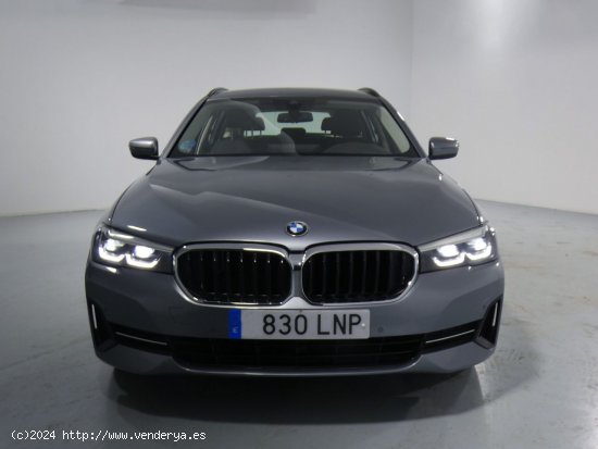 BMW Serie 5 520d - 