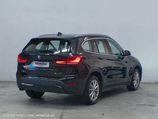 BMW X1 sDrive 18i Advantage - Pamplona