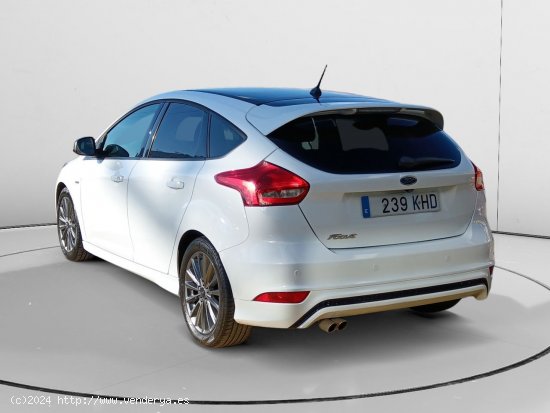 Ford Focus ST-Line - Zaragoza