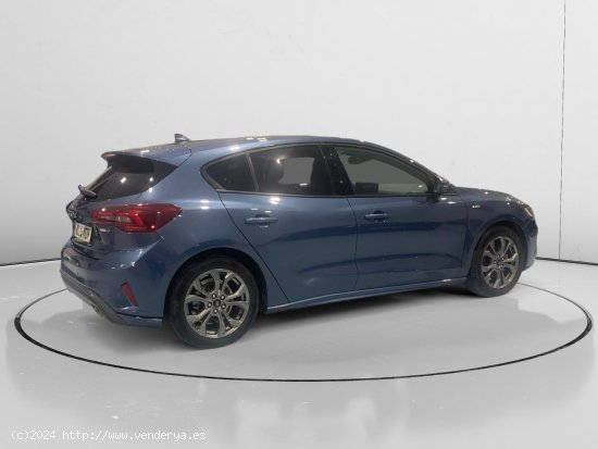 Ford Focus ST-Line X - 