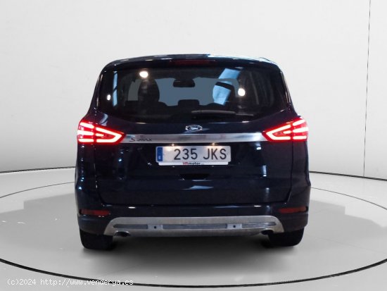 Ford S Max Titanium - Pamplona