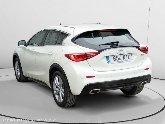 Infiniti Q30 1.6 Premium - Zaragoza