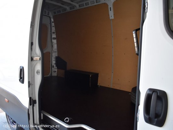 Iveco Daily 35 S H2 - Zaragoza