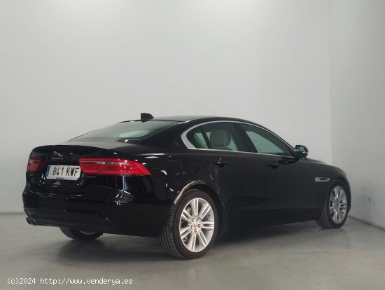 Jaguar XE Prestige - Valladolid