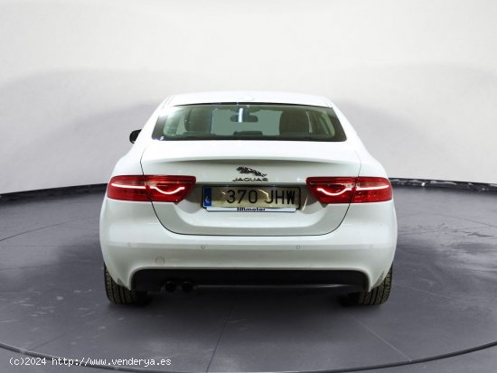 Jaguar XE Pure - Pamplona