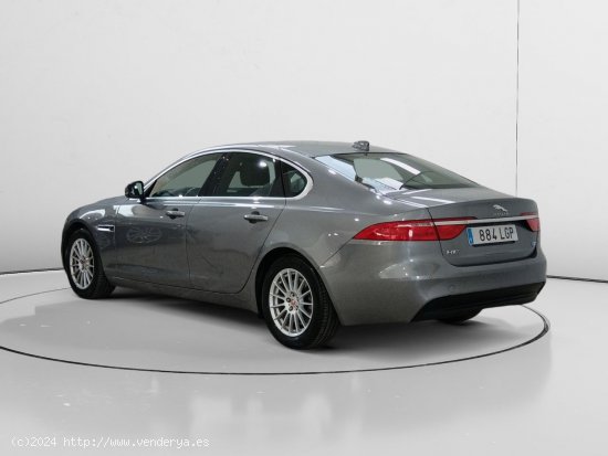 Jaguar XF Pure - Collado Villalba