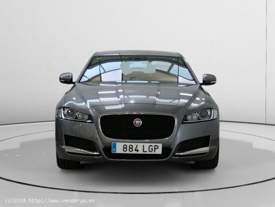 Jaguar XF Pure - Collado Villalba