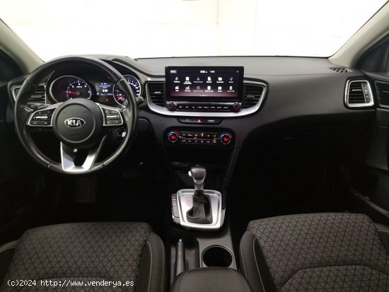 Kia Ceed 1.6 CRDi Mild Hybrid - Madrid