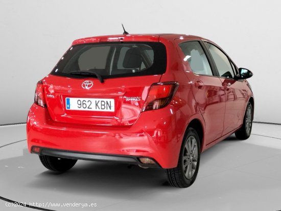 Toyota Yaris Active - 