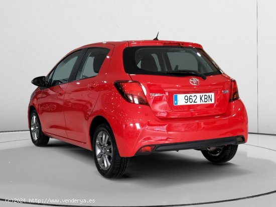 Toyota Yaris Active - 