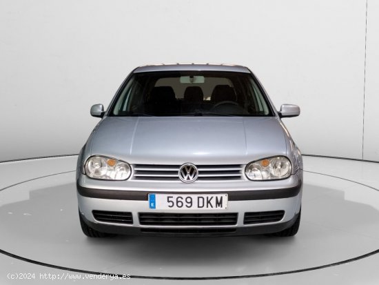 Volkswagen Golf 1.9 TDI - 