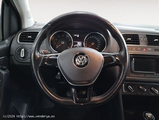 Volkswagen Polo Advance BMT - 