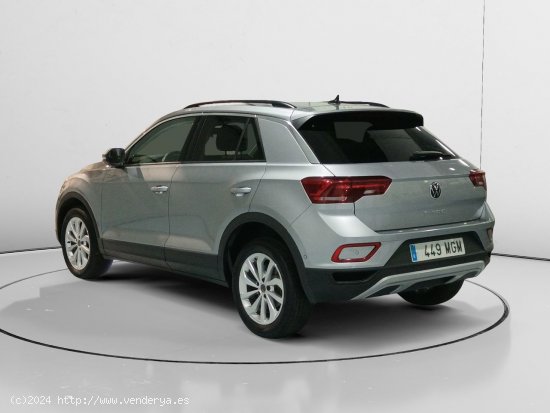 Volkswagen T-Roc Life - 